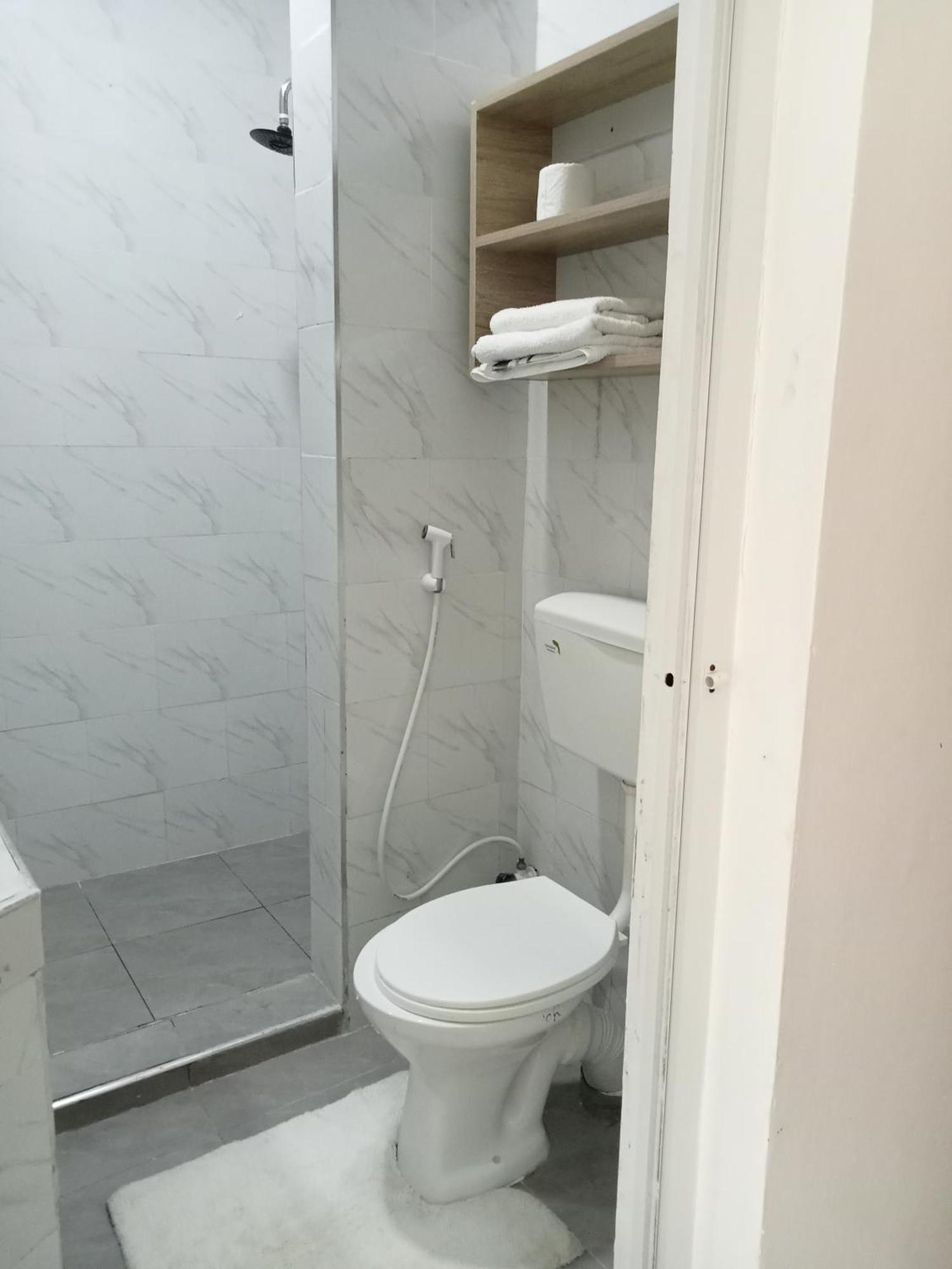 Queens Luxury Studio 몸바사 외부 사진